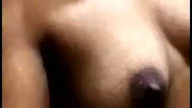 Desi cute sexy girl showing her nude body-3