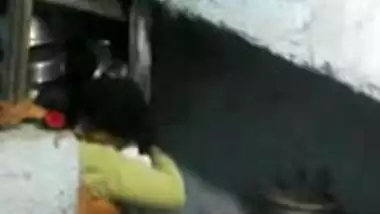 Northindian Guy fix cam and fuck with her Aunty