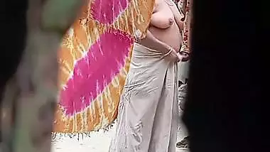 Mature neighbor MILF mom outdoor bath and wearing dress