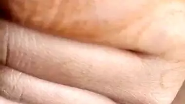 Sexy Desi Bhabhi Blowjob Vdo