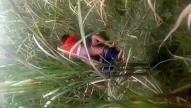 Bihari Outdoor Sex Mms Video Captured By A Voyeur