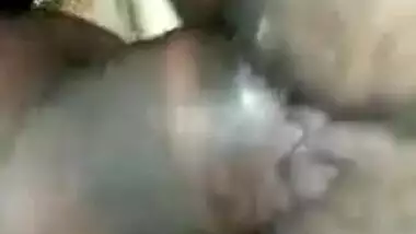 Hot XXX video of Desi slut blowing dick before taking it into pussy