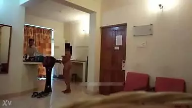 Daring Tamil aunty gets naked in front of a waiter