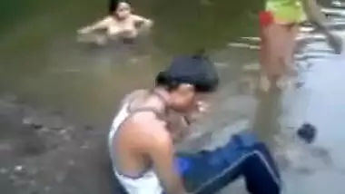 Public Full Nude River Bath 