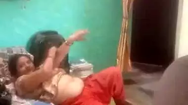 Desi aunty and uncle romance