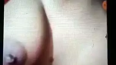 Girlfriend virgin boobs and pussy showing MMS