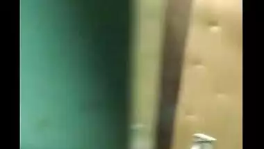 Indian porn BBW aunty naked bath