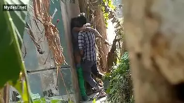 Desi collage lover fucking outside collage video 2