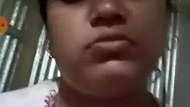 Today Exclusive- Bangla Paid Randi Showing Boobs On Video Call