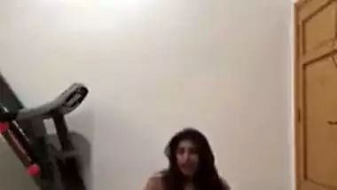 #indian #desi #teen #bollywood #nude #dancing #curvy #moves