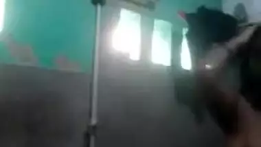 Chubby Desi wife combines relax in shower with quick XXX masturbation