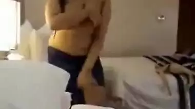 Desi call girl fuck at hotel