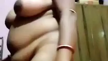 Village bhabhi naked big boobs and viral nude show