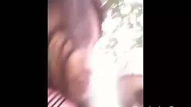 Horny Outdoor desi mms blue film video of teen girl Garima