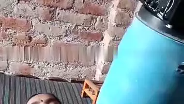 Indian desi sex of a Big boob lady with her neighbor