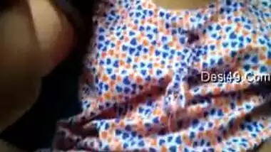 Indian minx is alone at home being in mood to play with her XXX muff