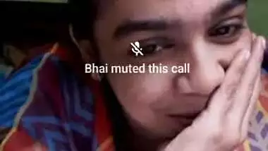 Indian video call sex chat of horny GF viral clip