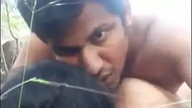 Very horny bhabhi fingering untill she get orgasm (with puch puch sound clear audio of fingering)