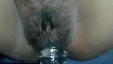 Indian girl gets horny