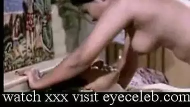 Indian sexy hot girl sex so hot in room