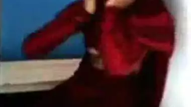 Sexy telugu girl sex with doctor inside clinic