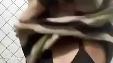 Bengali girl striptease nude viral bath recorded