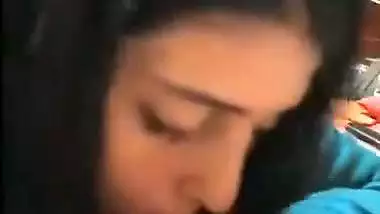 Bangladeshi porn video of a Dhaka slut with a sexy song