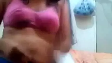 Horny indain bhabhi full nude dance show