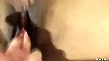 Beautiful & Sexy Indian NRI Babe Sucking White Dick Fucking Fingering Using DilDo Part 1
