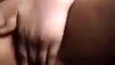 Masturbation is supposed to make two Desi girls reach XXX orgasms