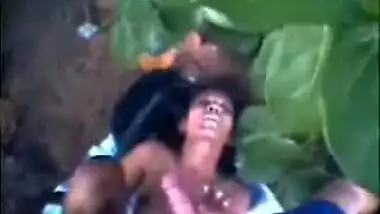 Having fun outdoor with horny indian teen. Amateur