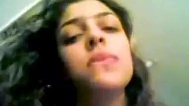 Miss college ki classmate se garma garam Hindi xxx clip