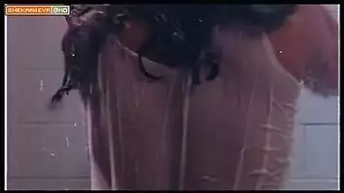 XXXsex big boobs house wife with lover