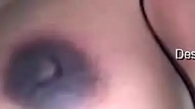 Today Exclusive- Sexy Lankan Bhabhi Showing Her Boobs On Video Call Part 2