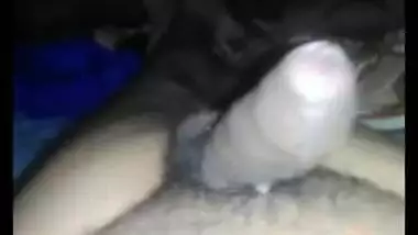 Sexy MMS Of Kanpur Bhabhi Eating Penis Of Lover