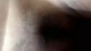 Bangladeshi hijab girl boobs show with mole