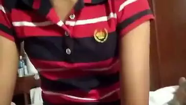 Desy Sexy GF Giving HJ