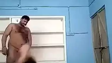 MMS video of mature Bhabhi having XXX affair with fat Desi neighbor