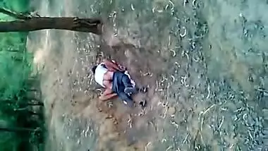 Desi couple caught having sex in jungle