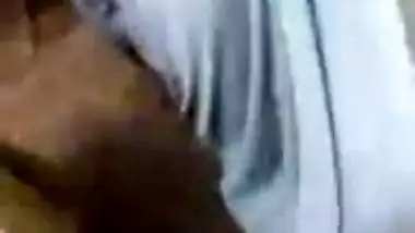 Hot Southindian Aunty Show her assests