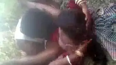 Threesome outdoor Dehati sex MMS video