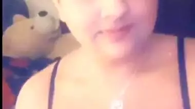 Beautiful Paki Babe