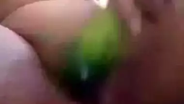 Sexy Dehati pussy masturbation with cucumber