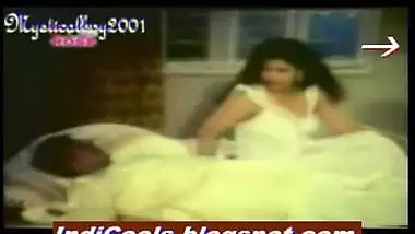 Impotent indian male unable to satisfy her wife