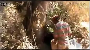 Tamil sex video of a horny teen enjoying outdoor sex with her boyfriend