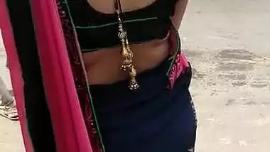 Kamsin kamar wali bhabhi in saree