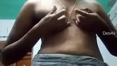 Housewife from India squeezes nice breasts in front of webcam