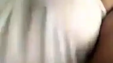 Desi girl in transparent cloth boob show huge thighs show