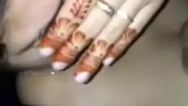 Beautiful Paki Wife Saima Khan Fucking With Talking and Moans Update 3 Clips Part 1