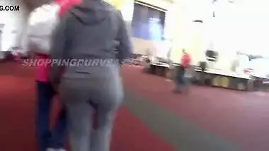 Curvy indian lady in tight grey sweats 720p
